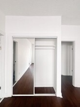 The Devon Apartments - Spacious with Beaut... in Los Angeles, CA - Building Photo - Interior Photo