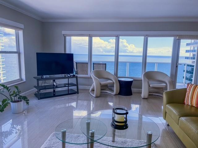 3500 Galt Ocean Dr in Fort Lauderdale, FL - Foto de edificio - Building Photo