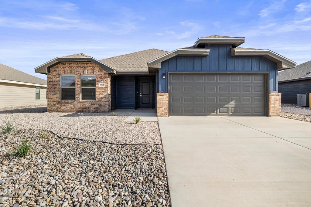 8425 E County Rd 110 in Midland, TX - Building Photo