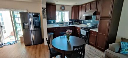 4094 Howard Ave in Los Alamitos, CA - Building Photo - Building Photo