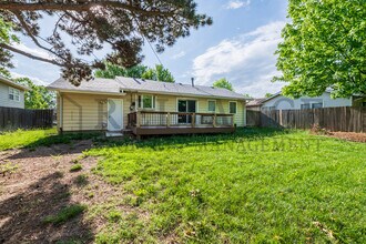 1033 S Blackwill St in Wichita, KS - Building Photo - Building Photo