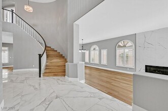 8864 La Manga Ave in Las Vegas, NV - Building Photo - Building Photo