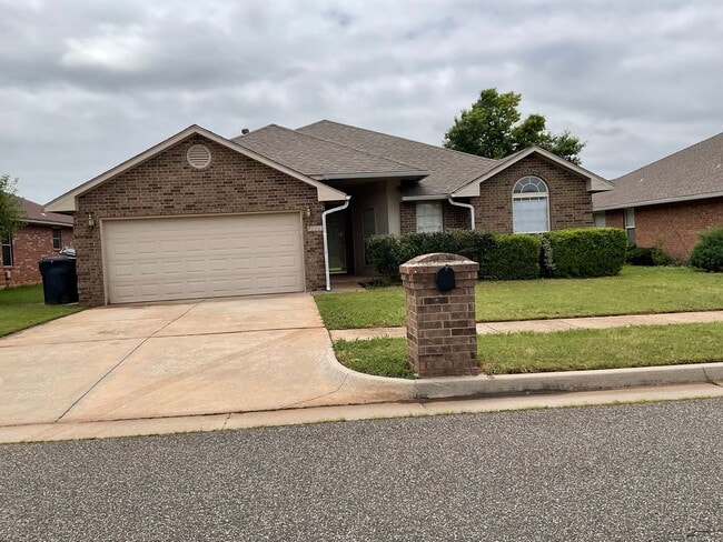 property at 2712 SE 96th St