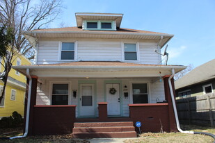 1214 N Oakland Ave in Indianapolis, IN - Building Photo