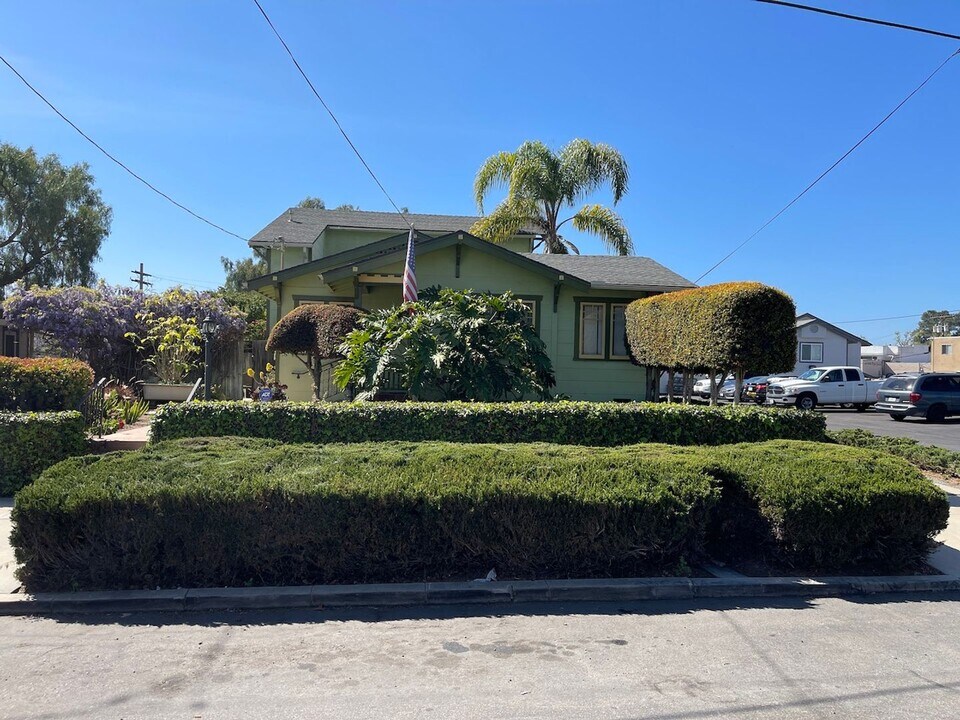 270 Madrona St in Chula Vista, CA - Building Photo