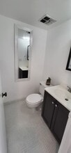 7705 SW 86th St, Unit B 218 in Miami, FL - Building Photo - Building Photo
