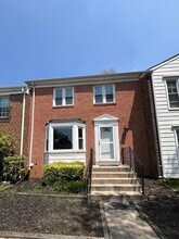 18509 Grackle Way in Gaithersburg, MD - Building Photo - Building Photo