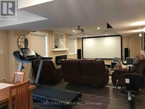 109 Hua Du Ave in Markham, ON - Building Photo - Building Photo