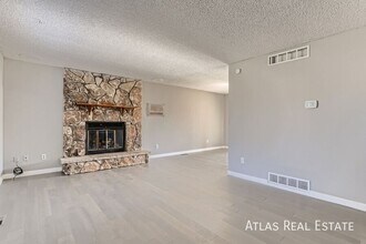 3586 S Ouray St in Aurora, CO - Building Photo - Building Photo