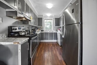 39 Oxen Pond Rd in St John's, NL - Building Photo - Building Photo