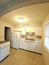 915 Getty St in Elgin, IL - Building Photo - Building Photo