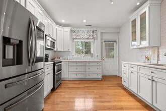 322 Greenfield St in Fairfield, CT - Building Photo - Building Photo