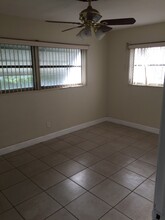 1701 NW 28th Ave in Fort Lauderdale, FL - Building Photo - Building Photo