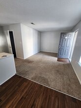 Decatur Place in Decatur, AL - Building Photo - Building Photo