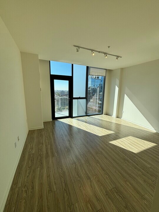 1322 S Wabash Ave, Unit 804 in Chicago, IL - Building Photo