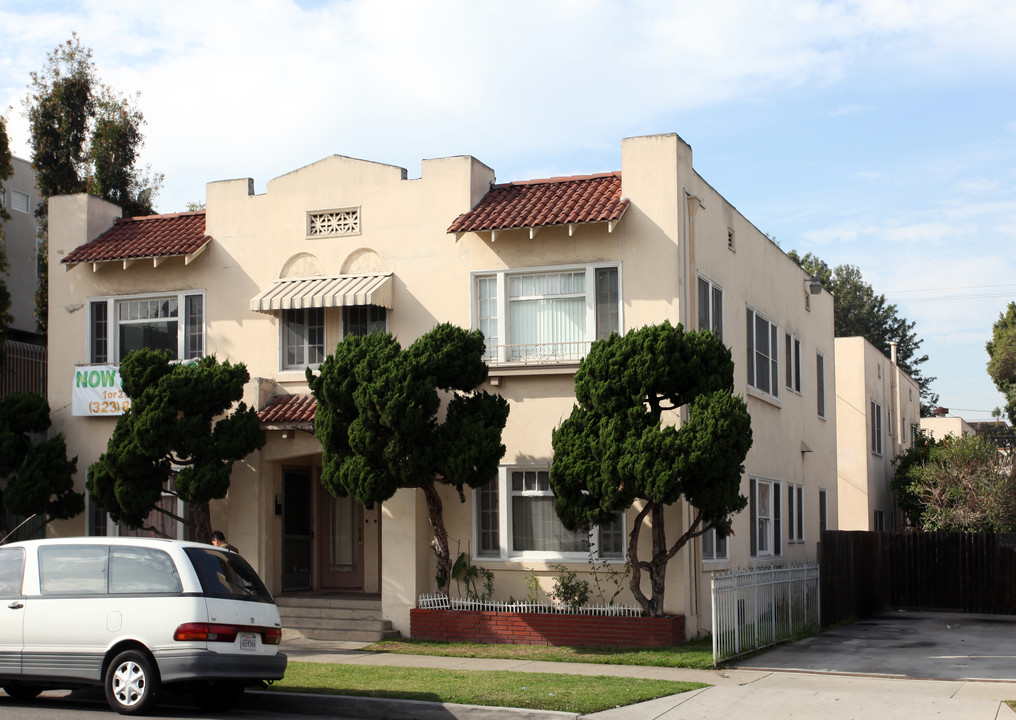 825-833 Atlantic Ave in Long Beach, CA - Building Photo