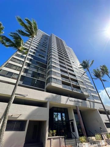 property at 2724 Kahoaloha Ln