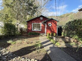 223 The Alameda in San Anselmo, CA - Building Photo
