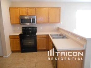 1116 W Villa Maria Dr in Phoenix, AZ - Building Photo - Building Photo