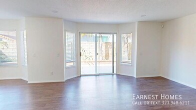 12015 Stone Gate Way in Los Angeles, CA - Building Photo - Building Photo