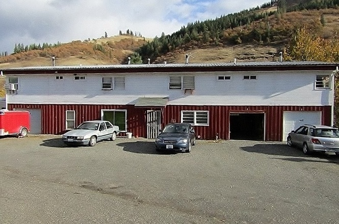 81 Teachers Aly in Klickitat, WA - Building Photo