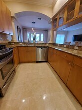 4907 Bayshore Blvd in Tampa, FL - Foto de edificio - Building Photo