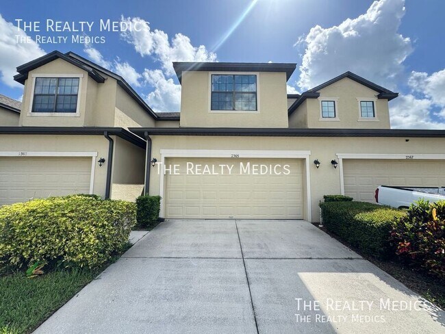 2365 Seven Oaks Dr in St. Cloud, FL - Building Photo - Building Photo