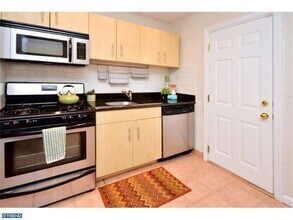 1634 Waverly St in Philadelphia, PA - Building Photo - Building Photo