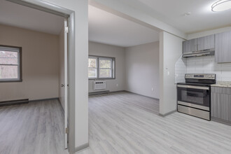 Mar-Lea Park Apartments in Ashford, CT - Building Photo - Interior Photo