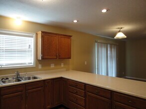 912 N Garver Rd in Middletown, OH - Building Photo - Building Photo