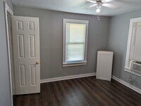 4102 Oxford Street - 6