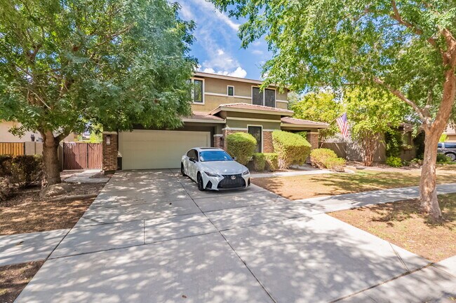 property at 3852 E Comstock Dr