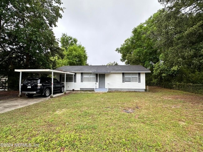 property at 555 Nightingale St