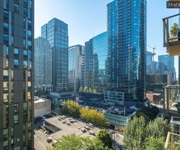 910 Lenora St in Seattle, WA - Building Photo - Building Photo