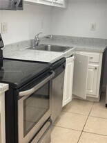 1800 Sans Souci Blvd in Miami, FL - Building Photo