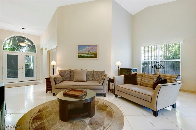 15206 Storrington Pl in Naples, FL - Building Photo - Building Photo