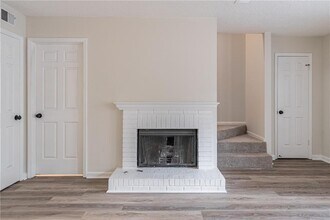 1054 Old Holcomb Bridge Rd in Roswell, GA - Building Photo - Building Photo