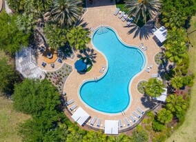 Mezza Premier Apartments in Jacksonville, FL - Building Photo