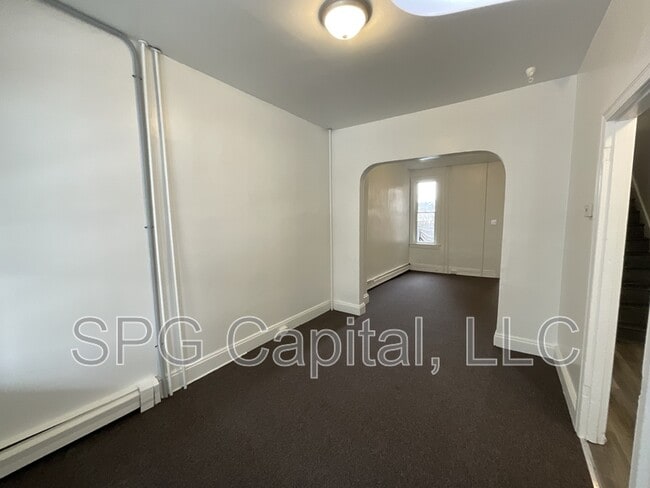 938 W College Ave in York, PA - Building Photo - Building Photo