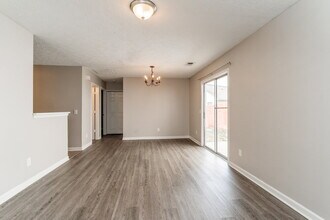 2633 River Meade Way in Nashville, TN - Building Photo - Building Photo