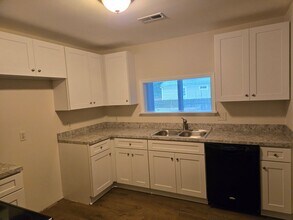 107 Byers Ave in Portsmouth, VA - Building Photo - Building Photo