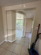 7815 Fox Hollow Dr in Port Richey, FL - Building Photo - Building Photo