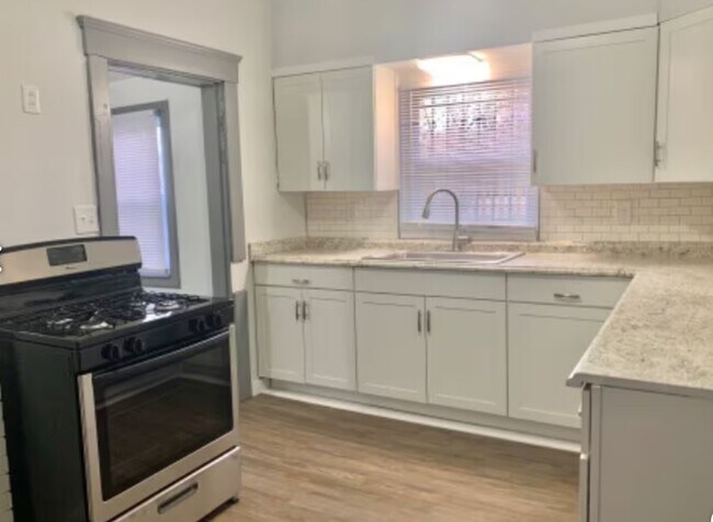 1941 W 77th St in Cleveland, OH - Building Photo - Building Photo