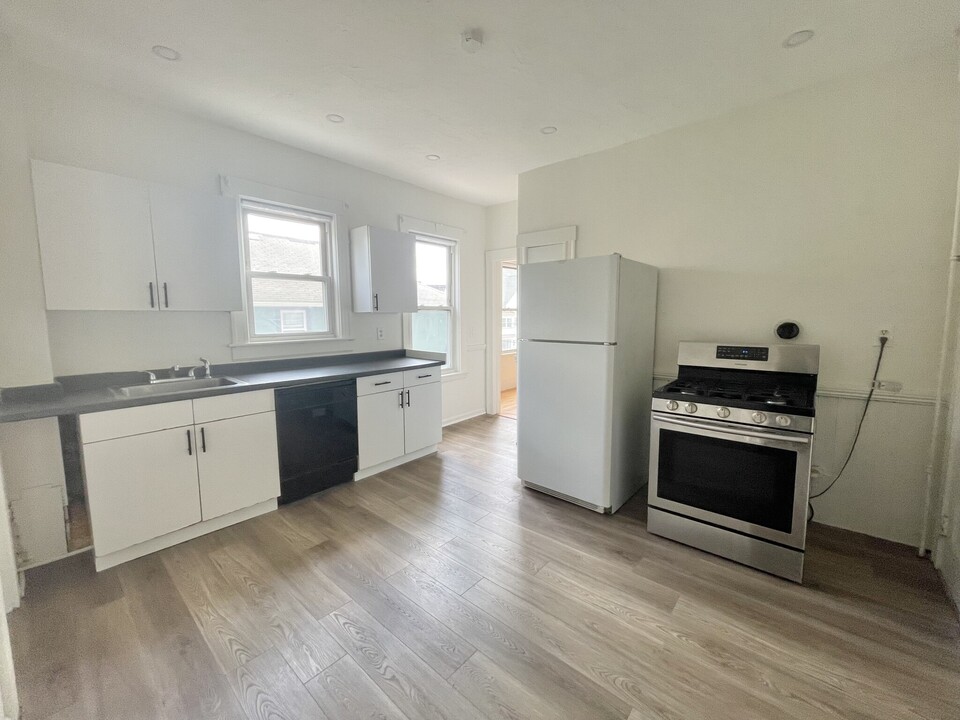 25 Haskell St, Unit #2 in Boston, MA - Building Photo