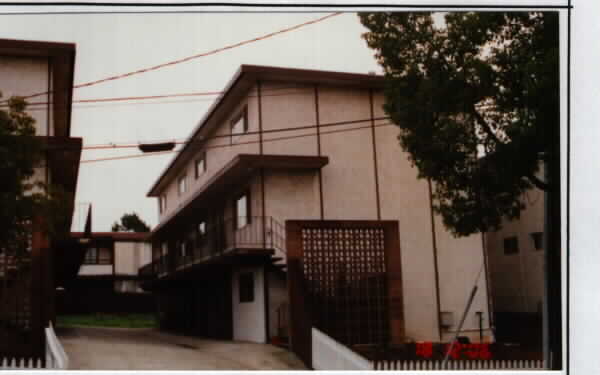 2150 California St in Concord, CA - Foto de edificio - Building Photo