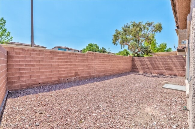 property at 733 Jacobs Ladder Pl