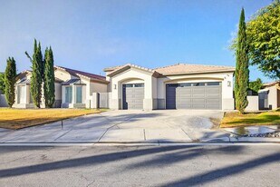 5 Curie Ct, Unit 764310 in Rancho Mirage, CA - Building Photo