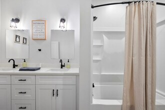 3806 E Polk St, Unit SI ID1244297P in Phoenix, AZ - Building Photo - Building Photo