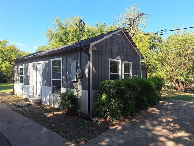 property at 3015 Lapsley St