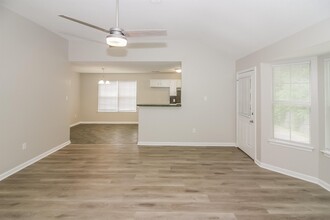 4391 English Pecan Cove in Memphis, TN - Building Photo - Building Photo